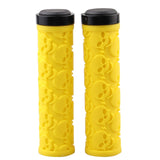 Pair Skull Handlebar Grips   Dual Lock On Clamps